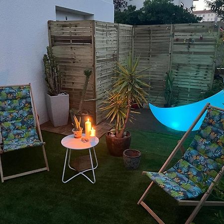 Superbe Appartement Avec Jacuzzi Avec Jardin Prive Lyon Bagian luar foto