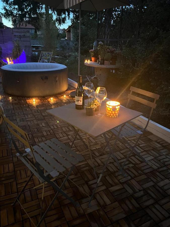 Superbe Appartement Avec Jacuzzi Avec Jardin Prive Lyon Bagian luar foto